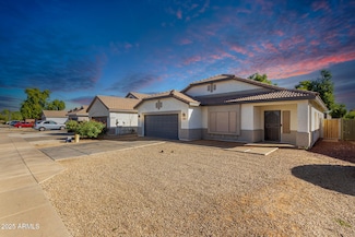 1909 S 80th Ave, Phoenix, AZ 85043