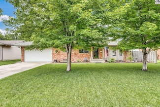 2802 N Madison St, Hutchinson, KS 67502