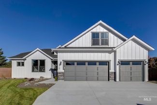 10128 W La Jolla Ct, Boise, ID 83709