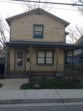 125 Hilton Place, Elgin, IL 60120