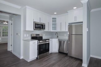 241 W Main St Unit 7, Bay Shore, NY 11706