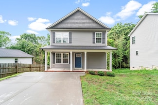 668 Smith St, Kannapolis, NC 28083