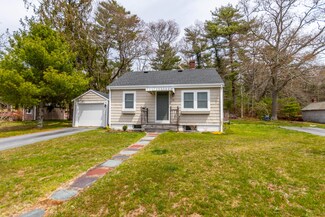 44 Blackmore Pond Rd, West Wareham, MA 02576