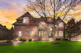 609 Nanak Ct, Naperville, IL 60565