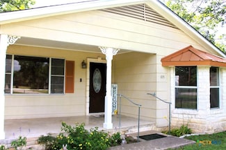 105 West Ave, Florence, TX 76527