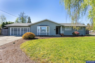 229 Winegar Ave E, Monmouth, OR 97361