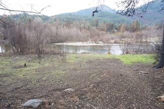 30 Acorn Ln, Junction City, CA 96048