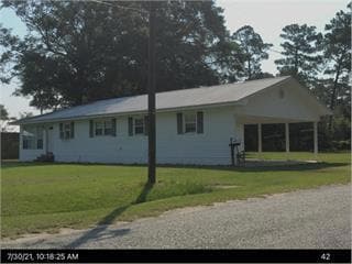 445 Douglas Hwy, Hazlehurst, GA 31539