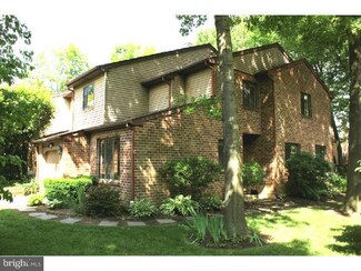 504 Hanover Ct, Chesterbrook, PA 19087