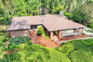 2430 NW 38th Dr, Gainesville, FL 32605