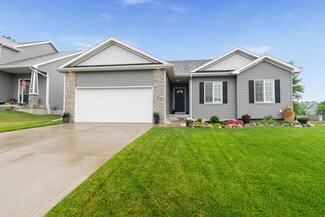 3828 Coy St, Ames, IA 50014