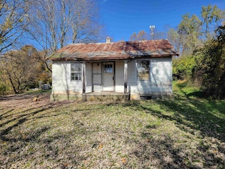 4286 Amber Rd, Radford, VA 24141