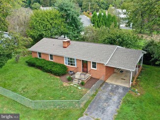 57 Minden St, Shepherdstown, WV 25443