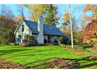 99 Bond Ln, Dorset, VT 05251