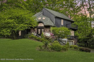 135 Heulitt Rd, Colts Neck, NJ 07722