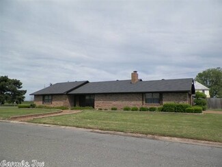 24 Eastwood Dr, Carlisle, AR 72024