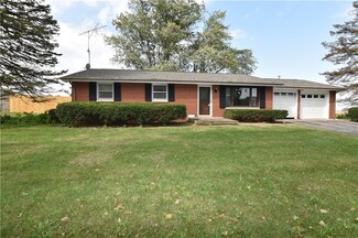 13512 N Base Rd, Edinburgh, IN 46124