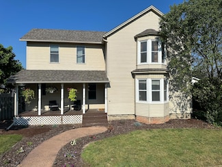 312 2nd Ave SE, Pine Island, MN 55963