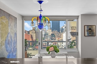 270 W 17th St Unit 12BC, New York, NY 10011
