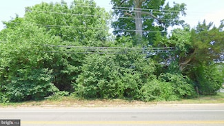 85 Tansboro Rd, Berlin, NJ 08009