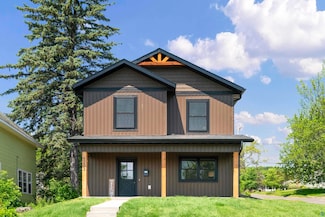 4203 W 6th St, Duluth, MN 55807