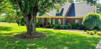 3501 Beroth Cir, Pfafftown, NC 27040