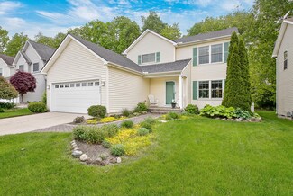 437 Cambridge Dr Unit 42, Dexter, MI 48130