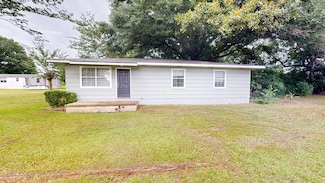 806 County Road 23, Ariton, AL 36311