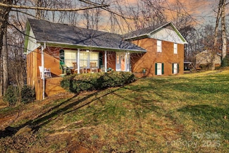 418 Woodcrest Ln, Albemarle, NC 28001