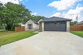 2792 Rodeo Dr, Quinlan, TX 75474