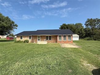 1310 W 15th St, Prague, OK 74864