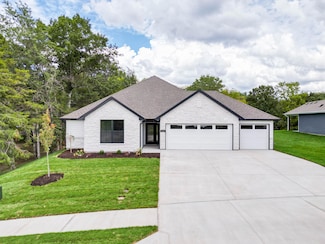 2905 Cromford Mill Dr, Columbia, MO 65203