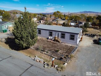 5990 Amargosa Dr, Sun Valley, NV 89433