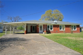 341 Andrus St, Marksville, LA 71351