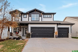 16910 Greenfield St, Omaha, NE 68136