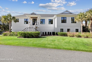 808 Inlet View Dr, Wilmington, NC 28409