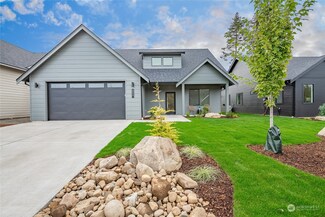 2853 Hazelwood Dr, Blaine, WA 98230
