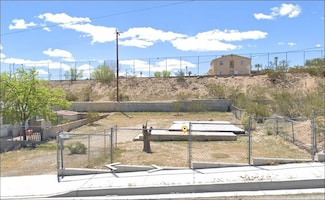 524 Pioneer St, Barstow, CA 92311
