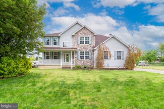 13 E End Ave, Penns Grove, NJ 08069