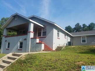 731 W 44th St, Anniston, AL 36206