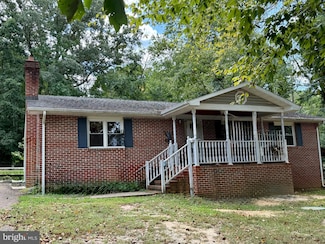 19 Perkins Ln, Stafford, VA 22554