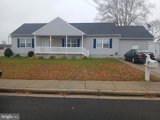 22 Drexel Dr, Pennsville, NJ 08070