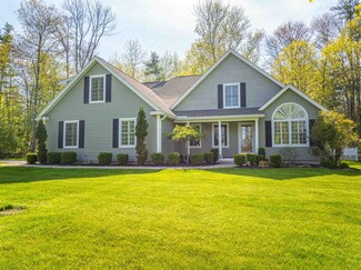 51 Waterloo Cir, Dover, NH 03820