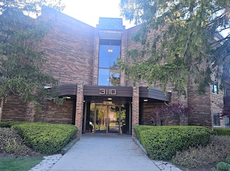 3110 Pheasant Creek Dr Unit 304, Northbrook, IL 60062