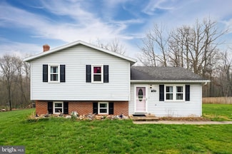 523 W Ridge Loop Rd, Romney, WV 26757