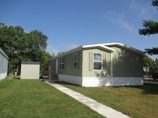 19 Parakeet Hill Dr Unit 180, Lake Orion, MI 48359