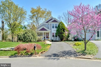 36 Ferguson Ct, Sterling, VA 20165