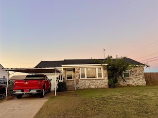 632 Circle Dr, Watonga, OK 73772