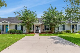 305 Reagan Dr, Summerville, SC 29483
