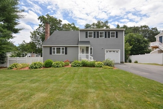 17 Custom St, Nashua, NH 03062